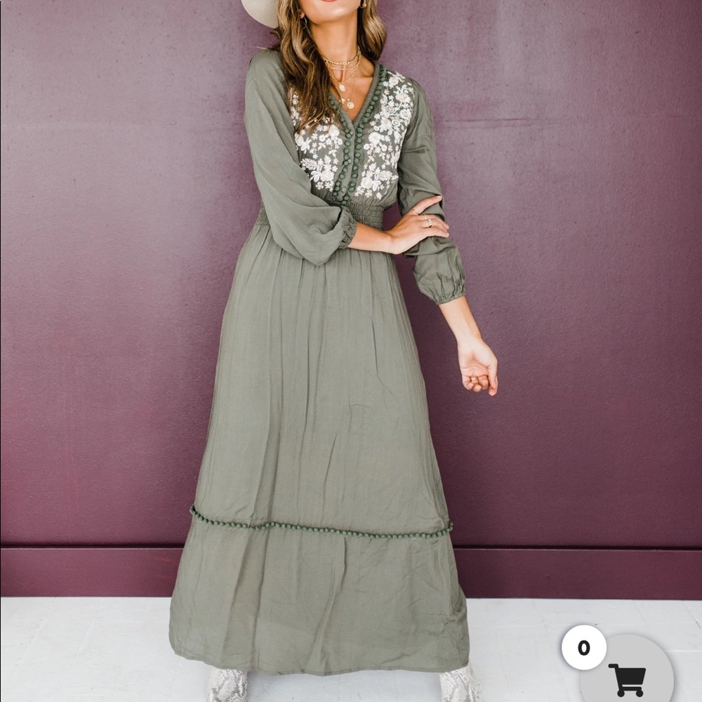 FEHRNVI Sadie Maxi Dress M